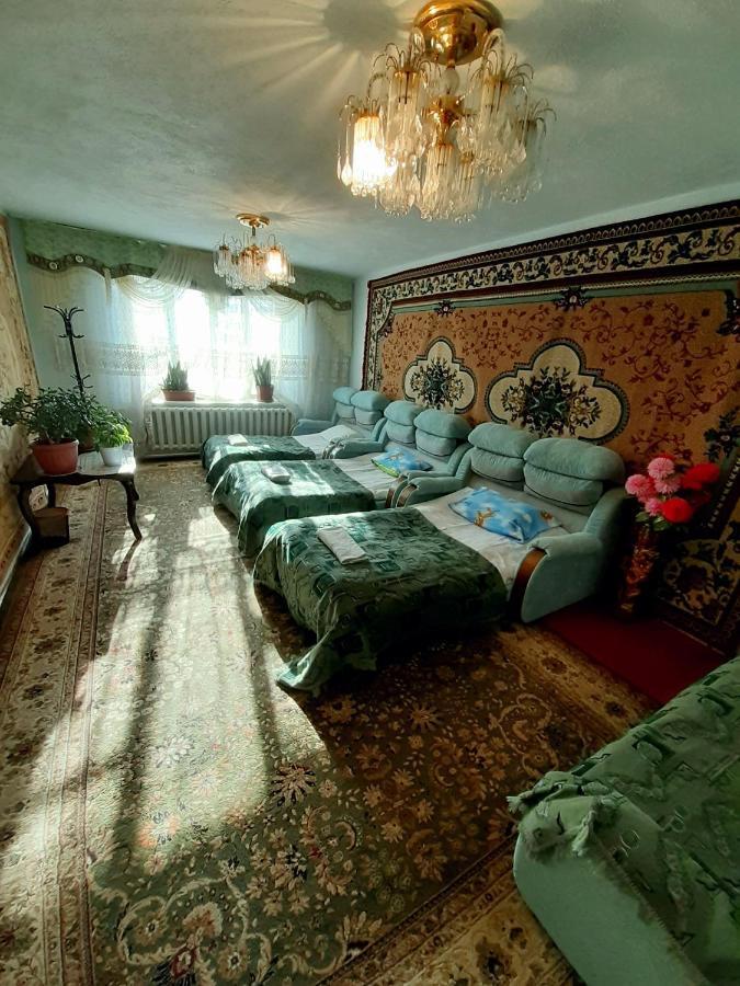 Guesthouse Kishimzhan Talas エクステリア 写真