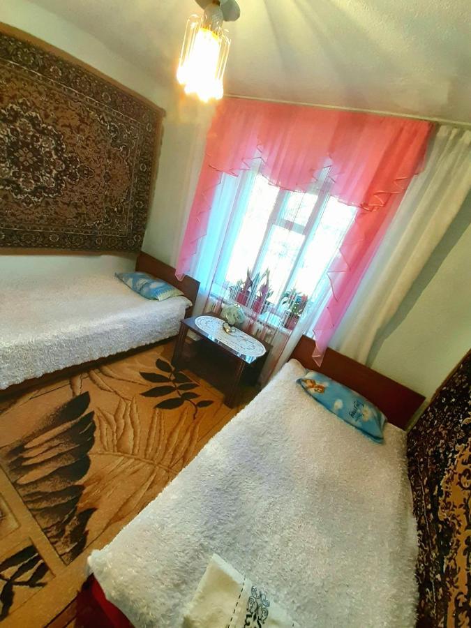 Guesthouse Kishimzhan Talas エクステリア 写真