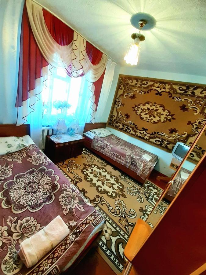 Guesthouse Kishimzhan Talas エクステリア 写真